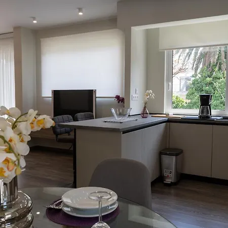 Apartment Mini City Getaway